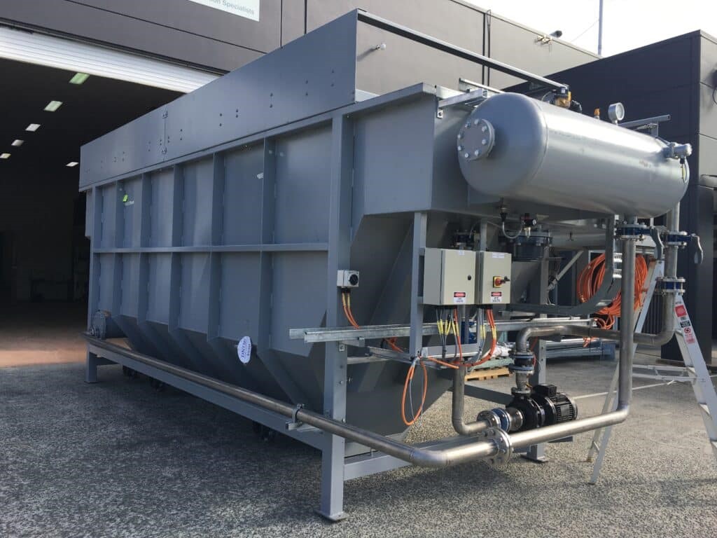 جداسازی پسماند چرب از پساب صنعتی به روش شناورسازی